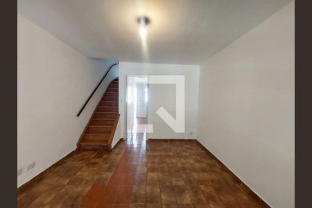 Sala de casa para alugar com 2 quartos, 66m² em Jurubatuba, São Paulo