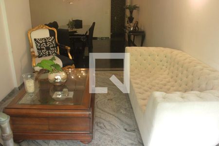 Apartamento para alugar com 3 quartos, 230m² em José Menino, Santos