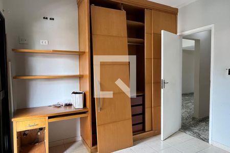 Suíte 1 de apartamento para alugar com 3 quartos, 127m² em Pompéia, Santos