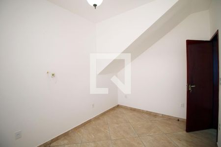 Casa para alugar com 2 quartos, 90m² em Penha, Rio de Janeiro