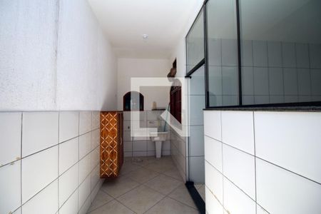 Área de Serviço de casa para alugar com 2 quartos, 90m² em Penha, Rio de Janeiro