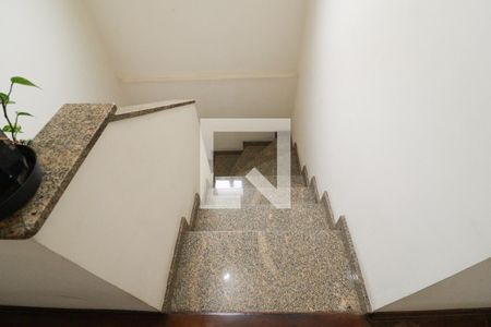 Escada de apartamento para alugar com 3 quartos, 168m² em Casa Verde Alta, São Paulo