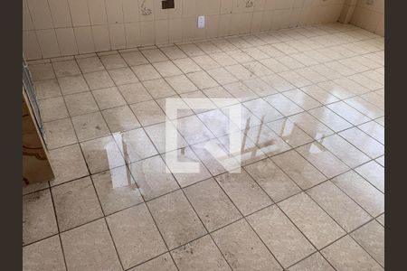 Casa à venda com 3 quartos, 500m² em Taquara, Rio de Janeiro