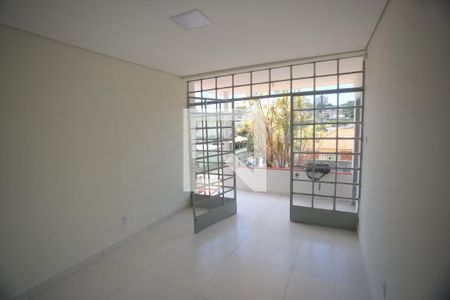 Sala de casa para alugar com 4 quartos, 180m² em Alto dos Pinheiros, Belo Horizonte