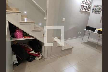 Casa à venda com 4 quartos, 260m² em Água Branca, São Paulo