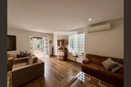 Sala de casa à venda com 3 quartos, 330m² em Brooklin, São Paulo