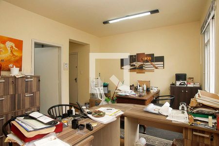 Studio - Sala / Quarto de kitnet/studio à venda com 1 quarto, 38m² em Centro Histórico, Porto Alegre