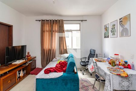 Sala de apartamento para alugar com 2 quartos, 150m² em Gutierrez, Belo Horizonte
