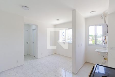 Sala/Cozinha de apartamento para alugar com 2 quartos, 40m² em Santo Amaro, São Paulo
