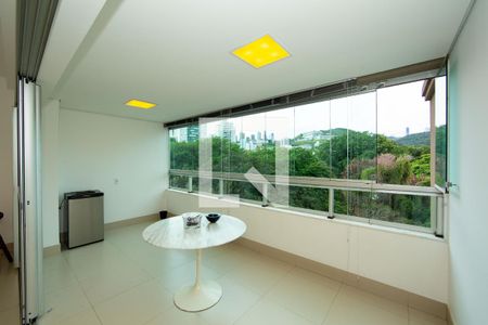 VARANDA de apartamento à venda com 4 quartos, 107m² em Estoril, Belo Horizonte