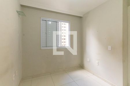 Quarto 2 de apartamento para alugar com 2 quartos, 47m² em Jardim America da Penha, São Paulo