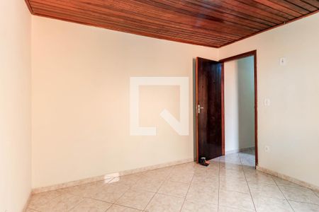 Quarto 1 de casa para alugar com 2 quartos, 60m² em Jardim São Luís, São Paulo