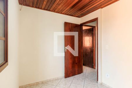 Quarto 2 de casa para alugar com 2 quartos, 60m² em Jardim São Luís, São Paulo