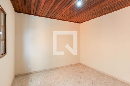 Quarto 1 de casa para alugar com 2 quartos, 60m² em Jardim São Luís, São Paulo