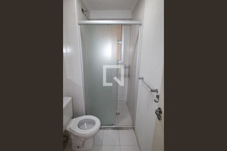 Banheiro de apartamento para alugar com 3 quartos, 77m² em Parque Industrial, São José dos Campos