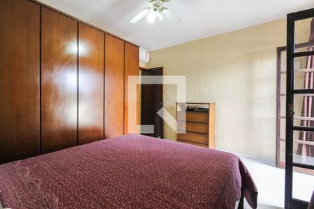 Quarto 1 - Suíte de casa à venda com 3 quartos, 195m² em Vila Taquari, São Paulo