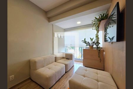 Sala de apartamento para alugar com 1 quarto, 32m² em Indianópolis, São Paulo