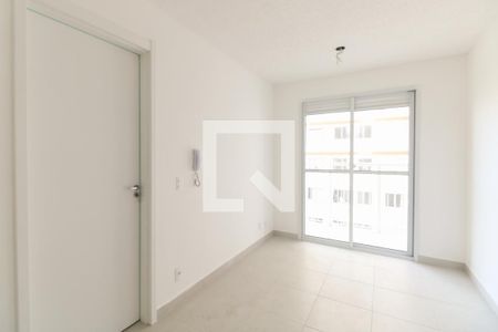 Sala  de apartamento para alugar com 1 quarto, 35m² em Guaiauna, São Paulo
