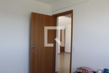 Quarto 1 de apartamento para alugar com 2 quartos, 46m² em Taquara, Rio de Janeiro