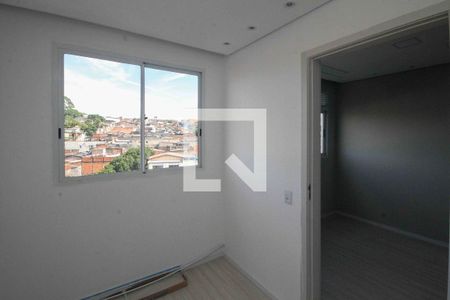 Apartamento para alugar com 2 quartos, 37m² em Fazenda da Juta, São Paulo
