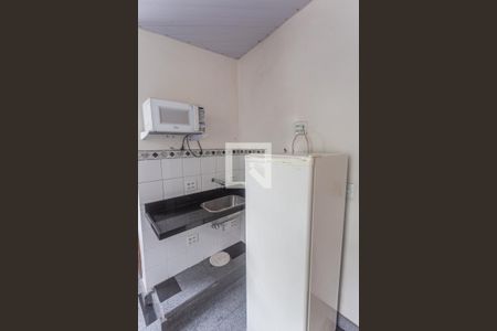 Quarto/Cozinha de kitnet/studio para alugar com 1 quarto, 12m² em Lourdes, Belo Horizonte