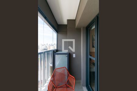 Varanda de kitnet/studio para alugar com 1 quarto, 29m² em Liberdade, São Paulo