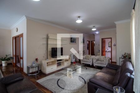 Sala de casa para alugar com 4 quartos, 372m² em Parque dos Principes, São Paulo