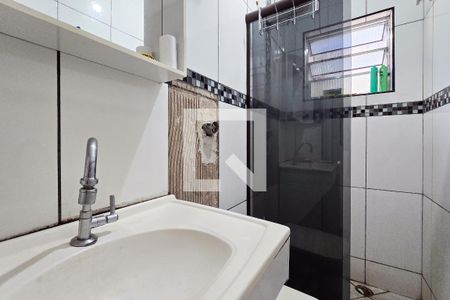 Banheiro Social - Casa 1 de casa à venda com 3 quartos, 200m² em Jardim Las Vegas, São Bernardo do Campo