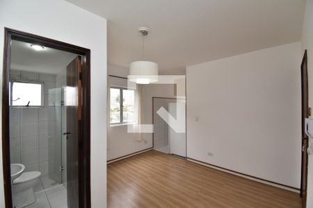 Sala de apartamento para alugar com 1 quarto, 40m² em São Francisco, Curitiba