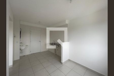 Sala e Cozinha de apartamento para alugar com 2 quartos, 32m² em Colônia (zona Leste), São Paulo