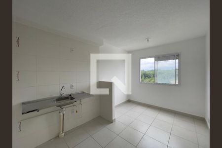 Sala e Cozinha de apartamento para alugar com 2 quartos, 32m² em Colônia (zona Leste), São Paulo