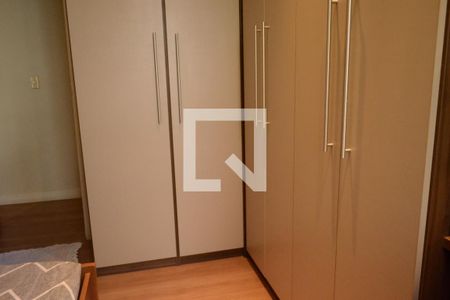 Quarto de apartamento para alugar com 2 quartos, 49m² em Jardim Nena, Suzano