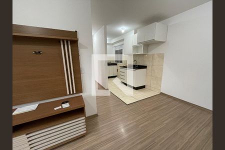 Sala de apartamento para alugar com 2 quartos, 59m² em Roselândia, Cotia