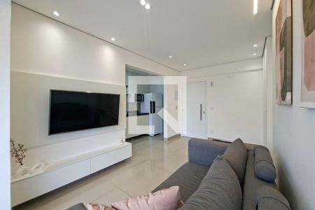 Sala de apartamento para alugar com 1 quarto, 51m² em Guilhermina, Praia Grande