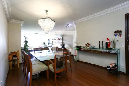 Sala de apartamento à venda com 3 quartos, 150m² em Paraíso do Morumbi, São Paulo
