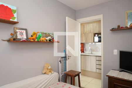 Apartamento à venda com 2 quartos, 40m² em Vila Carmosina, São Paulo