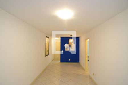 Sala de apartamento para alugar com 2 quartos, 86m² em Barra da Tijuca, Rio de Janeiro