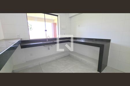 Casa para alugar com 4 quartos, 240m² em Joá, Lagoa Santa
