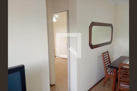 Sala de apartamento à venda com 2 quartos, 49m² em Cidade São Jorge, Santo André