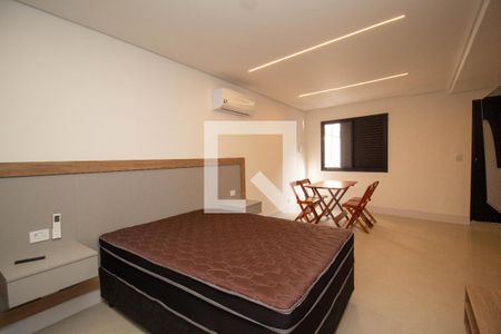 Quarto/Sala de kitnet/studio para alugar com 1 quarto, 36m² em Alto de Pinheiros, São Paulo