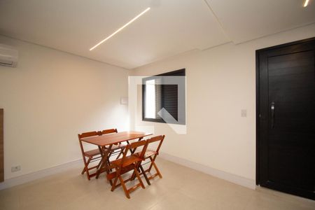 Quarto/Sala de kitnet/studio para alugar com 1 quarto, 36m² em Alto de Pinheiros, São Paulo