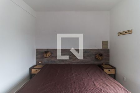 Quarto de casa para alugar com 1 quarto, 40m² em Cezar de Souza, Mogi das Cruzes