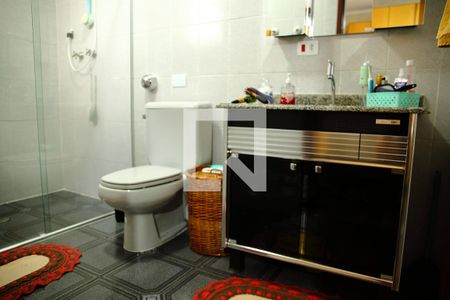 Banheiro Suíte 1 de casa à venda com 3 quartos, 187m² em Jardim Palermo, São Bernardo do Campo