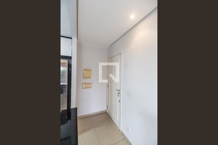 Entrada de apartamento à venda com 2 quartos, 82m² em Tamboré, Santana de Parnaíba