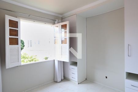 Quarto de apartamento à venda com 3 quartos, 89m² em Floresta, Belo Horizonte