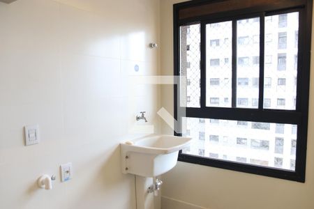 Cozinha e Área de Serviço de apartamento para alugar com 3 quartos, 120m² em Setor Marista, Goiânia