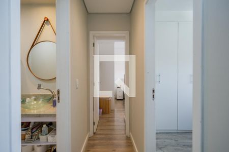 Corredor de apartamento para alugar com 2 quartos, 47m² em Vila Andrade, São Paulo