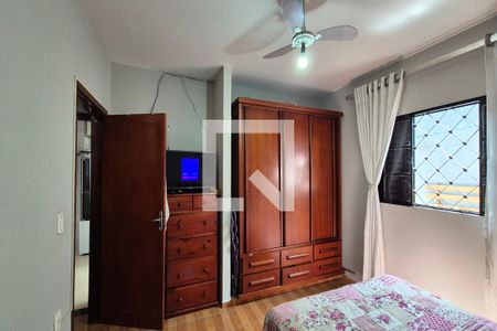 Quarto 1  de casa para alugar com 4 quartos, 160m² em Parque Jambeiro, Campinas