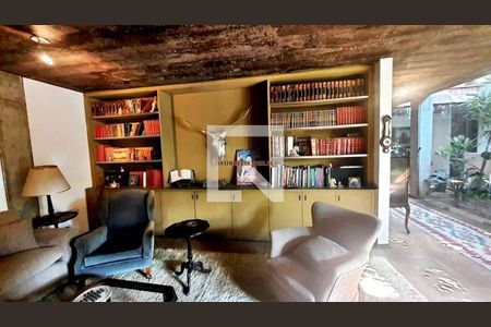 Casa à venda com 2 quartos, 650m² em Jardim Guedala, São Paulo