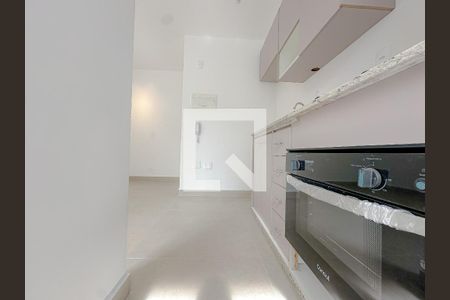 Sala/Cozinha de apartamento para alugar com 2 quartos, 49m² em Boaçava, São Paulo